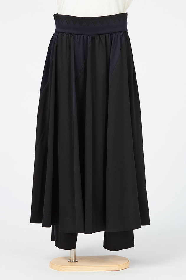 Easy Skirt Pants Black / Inspired by Spinning World