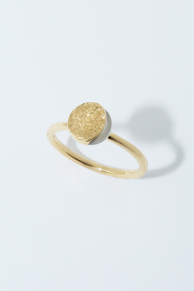 Moon Shape by 2005 09 21 Pinky Ring Mix
