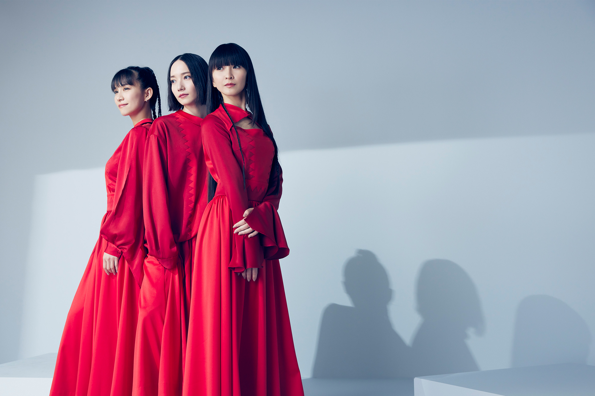 perfume closet メンズTシャツ