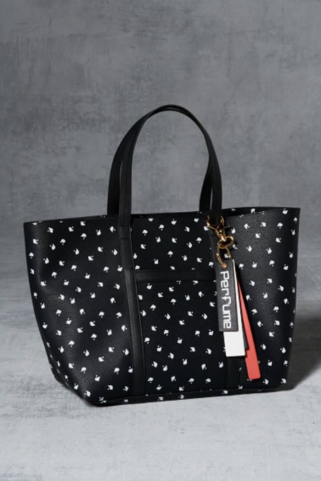 P-DOT TOTE BAG / BLACK