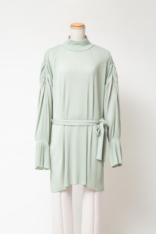 Pleats Flare Cuffs Pullover / Green