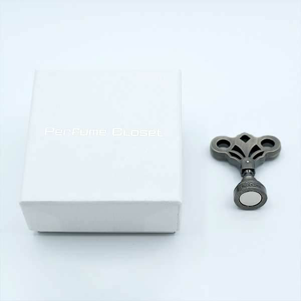 Amazon.co.jp: Perfume Closet マグネット Spinning World