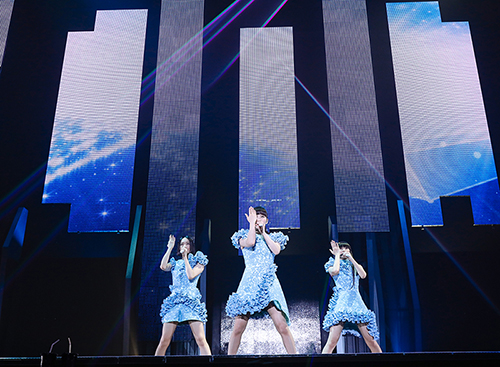 PTA発足10周年と5周年Perfume FC限定DVD Perfumeとあなた ホールトゥワー